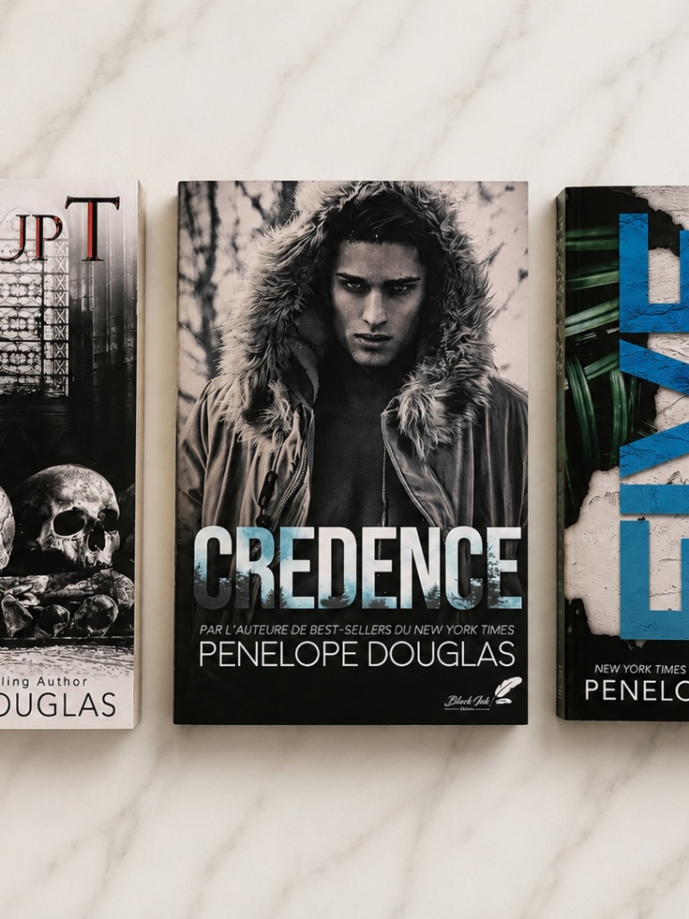 Credence French Edition, Five Guys, Corrupt by Penelope Douglas, Dark Romance